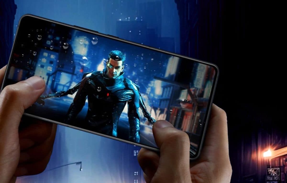 أبرز مزايا هاتف الألعاب ROG Phone 8 Pro الجديد من أسوس