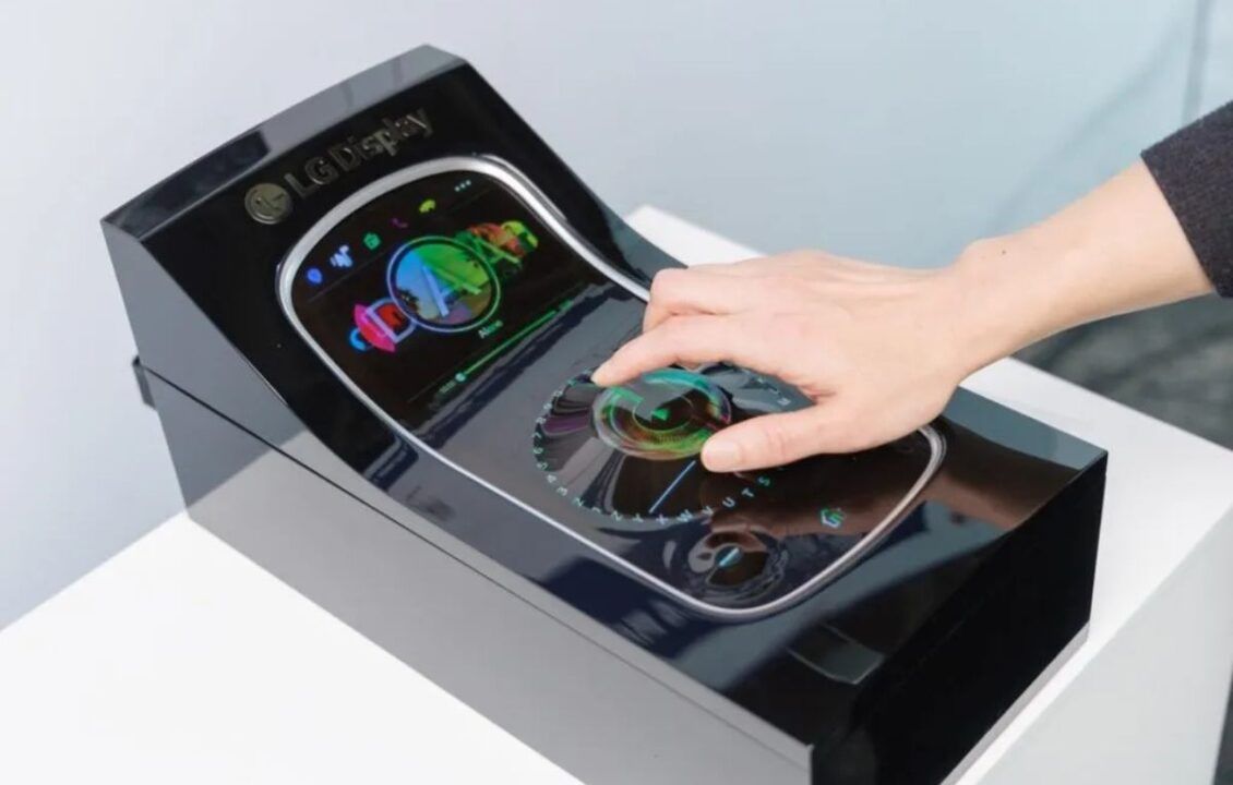 تقنية ثورية.. LG تكشف عن شاشة جديدة قابلة للتمدد