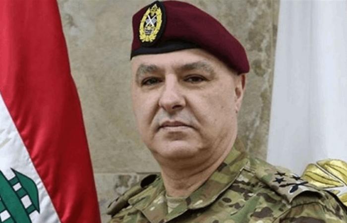 قائد الجيش عرض للاوضاع مع السفير بخاري