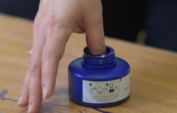 الحكومة أمام «مهمة صعبة» في التعامل مع قانون الانتخاب