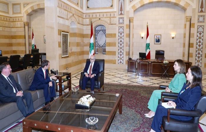 بريطانيا: نقف إلى جانب لبنان