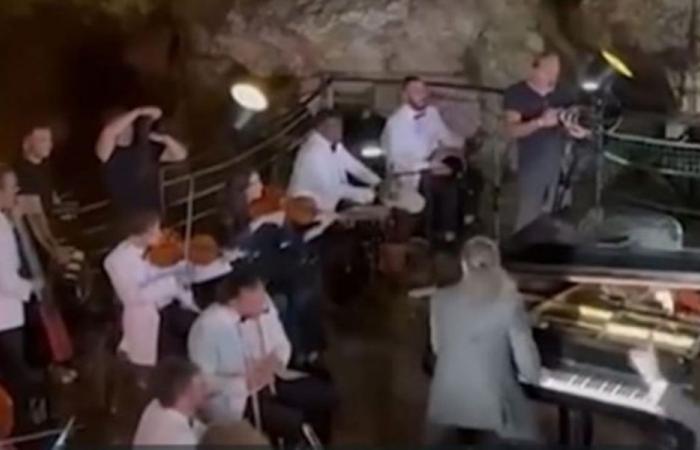 وزارة السياحة توضح ملابسات حفل الزفاف في مغارة جعيتا