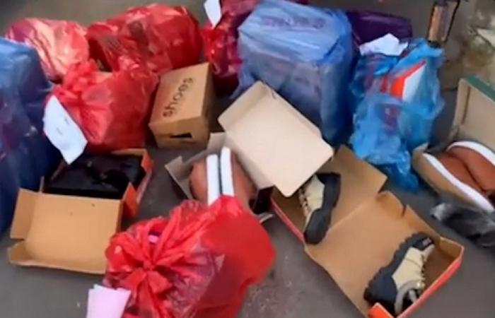 توقيف “بيك آب” محمل بكمية من الأحذية المهربة