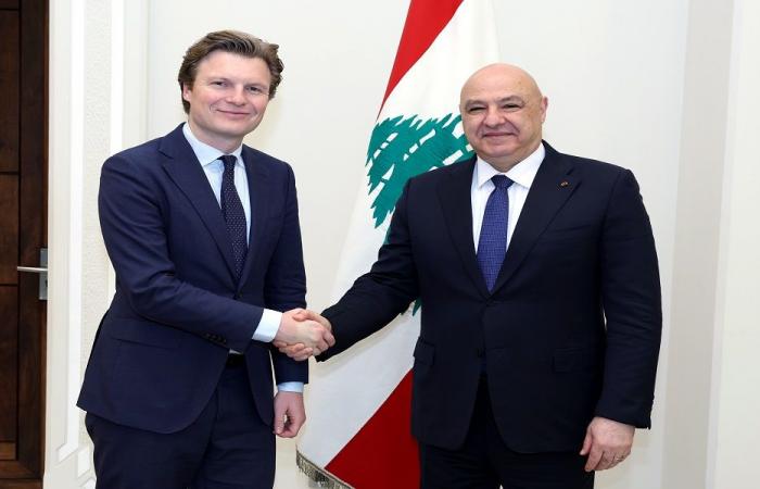 عون لوزير الدفاع الهولندي: استقرار لبنان يصبّ في مصلحة أوروبا