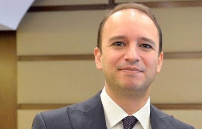 تعليمات لخضر: إزالة المطبات المخالفة وملاحقة من أنشأها