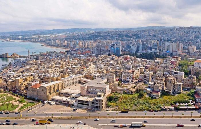 أنصار “الثنائي” يعتدون على مسيرة مناهضة للأسد في صيدا