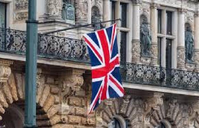 بريطانيا تستدعي سفير الصين احتجاجاً على إدانة جيمي لاي