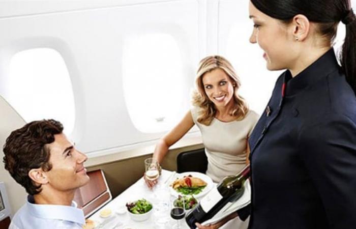 هذه الطريقة تحميك من الأمراض أثناء الرحلات الجوية... تعرف إليها