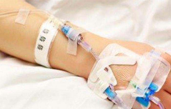 تناولت لحوما فاسدة.. فنانة لبنانية تتعرّض للتسمم وتنشر فيديو من داخل المستشفى