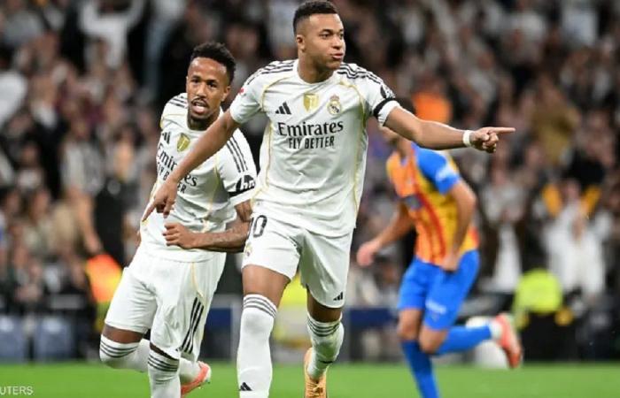 ريال مدريد يلاحق برشلونة.. ومبابي يعادل رقم رونالدو