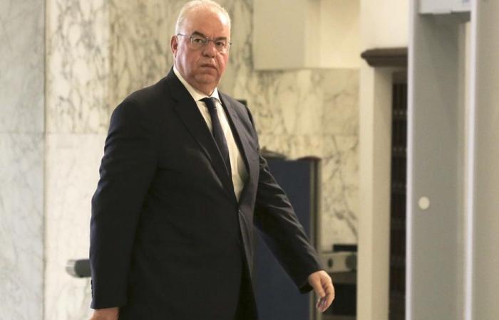 وزير الاتصالات يعرض مع السفير الفرنسي فرص الاستثمار