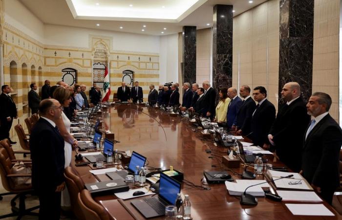 وزيران لن يصوّتا على قانون الفجوة المالية