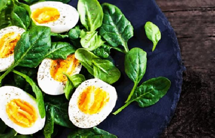 هل طريقة طهو البيض تغيّر فوائده الصحية؟