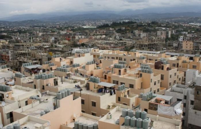 أهالي مخيم البداوي: لمحاسبة المسؤولين عن أضرار العاصفة