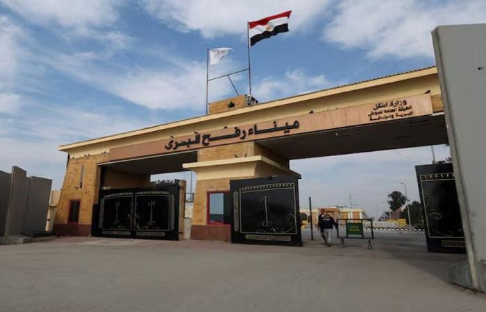 وفد فلسطيني رفيع إلى القاهرة.. وملف “معبر رفح” على الطاولة