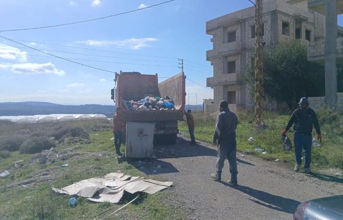 بالصور: جزين تبدأ جمع النفايات ونقلها