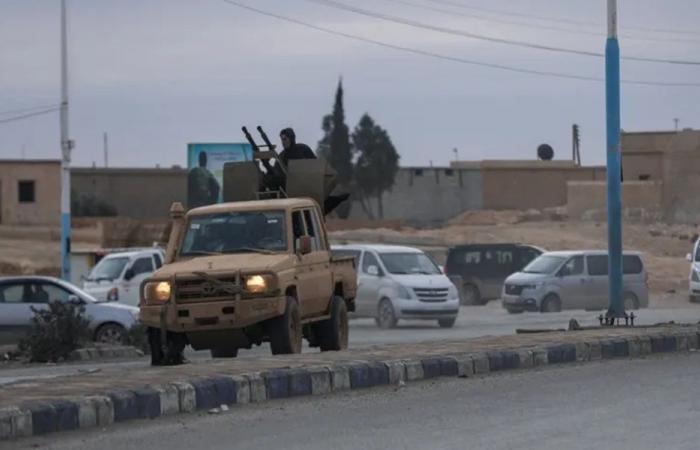 تفاهم بين الحكومة السورية و”قسد” لوقف العمليات العسكرية