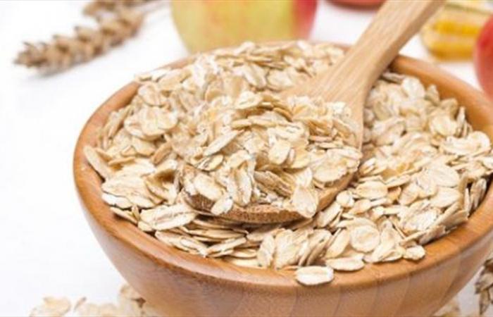 قد يخفض الكوليسترول الضار بنسبة 10٪.. هذا ما يحدث عند اتباع نظام بالشوفان ليومين
