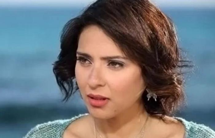 خسرت والدتها... الموت يُؤلم فنانة عربيّة (صورة)