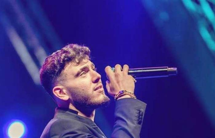 خلال حفل الشامي... فتاة فقدت وعيها وهكذا كانت ردّة فعله (فيديو)