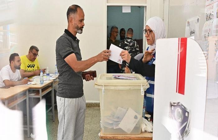 تسوية انتخابية إلى النور قريباً.. وتحذيرات بتفادي الانزلاق إقليمياً