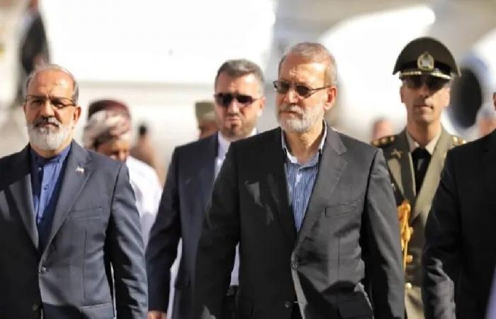 سلطان عُمان ولاريجاني يناقشان مستجدات المفاوضات في مسقط