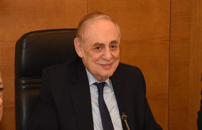 البستاني: أرفض التمديد وبرّي يملك “مخرجاً” للأزمة