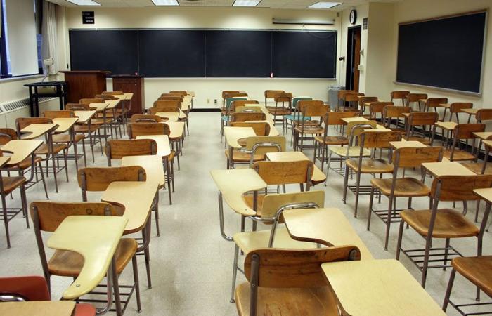 تمديد التوقف عن التدريس بثانوية الحدادين للبنات في طرابلس