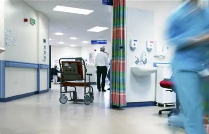 للمرّة الثامنة... نقل فنان عربيّ بشكلٍ عاجل إلى المستشفى (صورة)