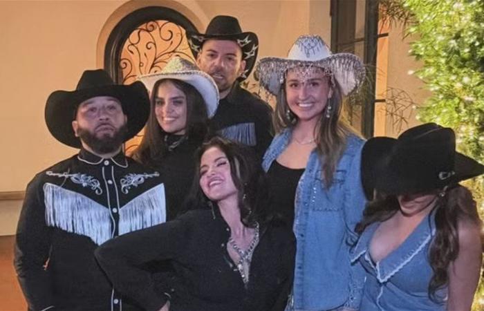 «عيد ميلاد سعيد يا راعي البقر».. سيلينا غوميز تحتفل بعيد زوجها