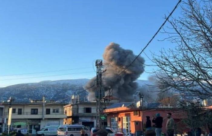 ضحية وجريحان في غارة زلايا