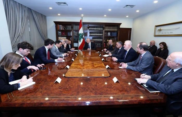 انسداد الأفق أمام باريس لوقف النار لربطه لبنانياً بإيران