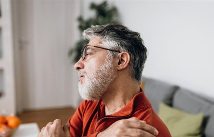 عندما تعاني من الألم لسنوات.. ما الذي يحدث في دماغك؟