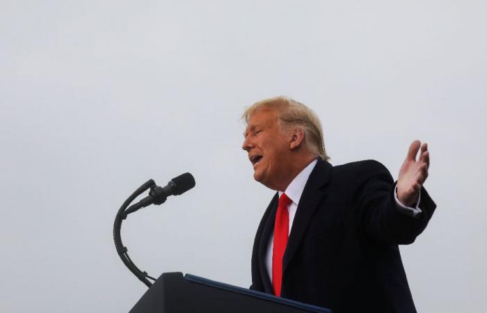 ترامب: الإيرانيون قدموا لأميركا “هدية ضخمة” (فيديو)