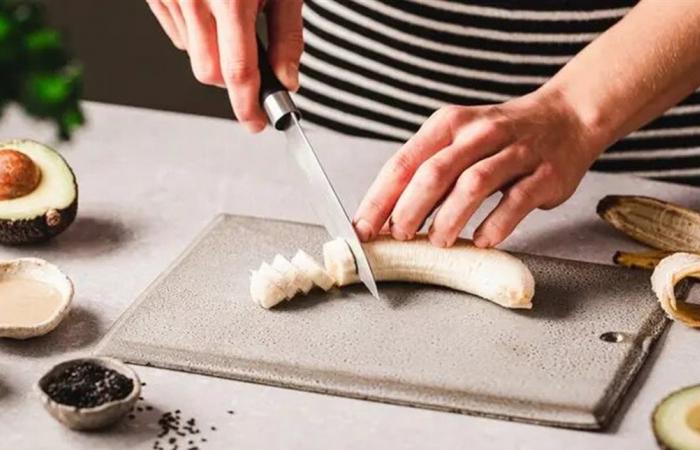 هل الموز يعالج الإمساك أم يفاقمه؟