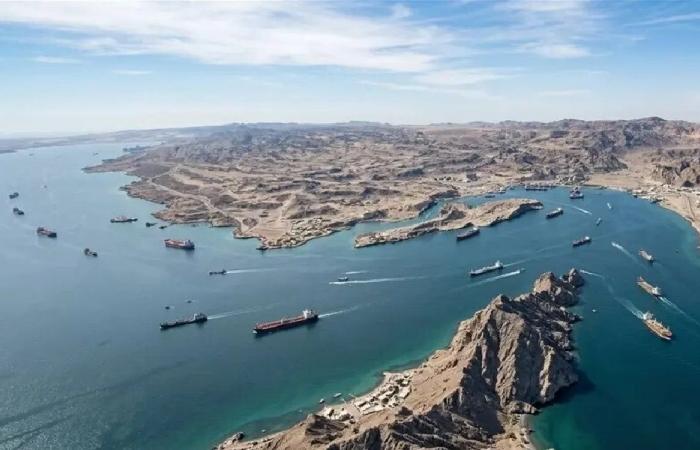 سفن تتلقى رسائل إيرانية: معبر هرمز لا يزال مغلقاً!