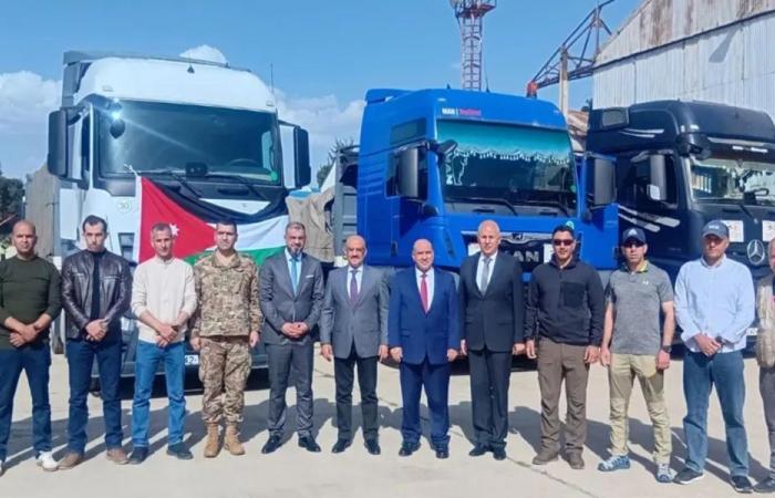 قافلة مساعدات من الأردن إلى لبنان