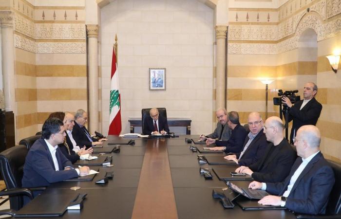 اجتماع وزاري لمناقشة وقف النار والتسهيلات لعودة النازحين