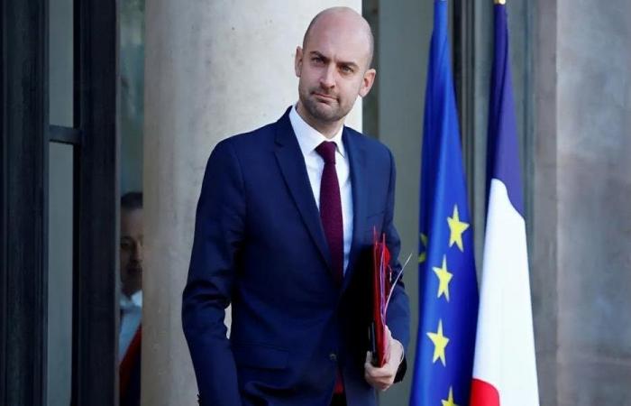 بارو: إيران تجاوزت كل الخطوط الحمراء