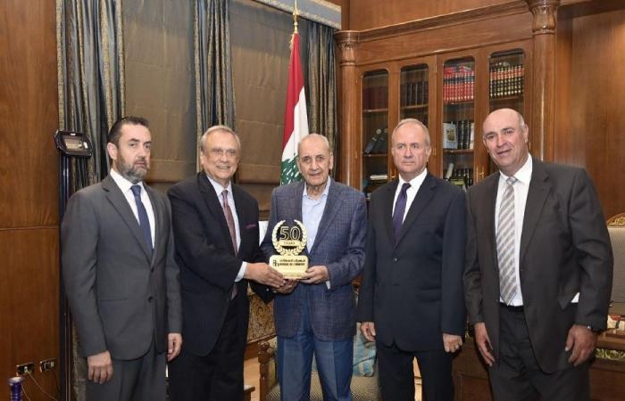 حبيب سلّم برّي اليوبيل الذهبي لمصرف الإسكان