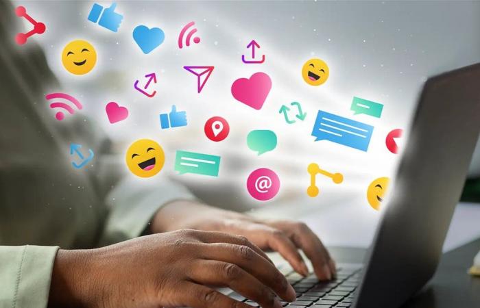 ماليزيا تحظر استخدام السوشيال ميديا لمن هم دون 16 عاماً