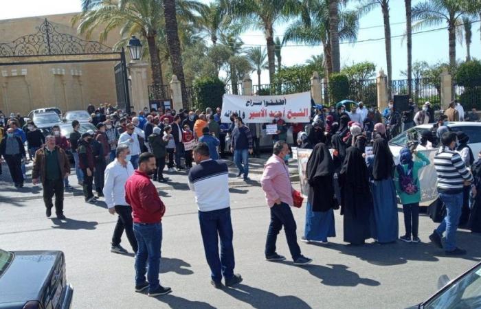 اعتصام لأهالي الموقوفين الإسلاميين في صيدا