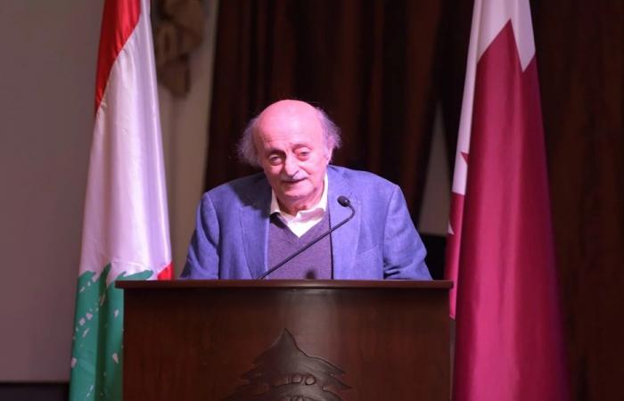 منشورٌ لجنبلاط عن “نخبة مستشاري بعبدا”!