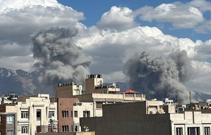 غارة تستهدف منطقة في مدينة شيراز الإيرانية