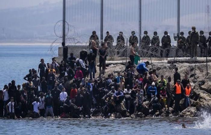 رئيس حكومة سبتة: 60 ألف شخص عبروا إلى المدينة