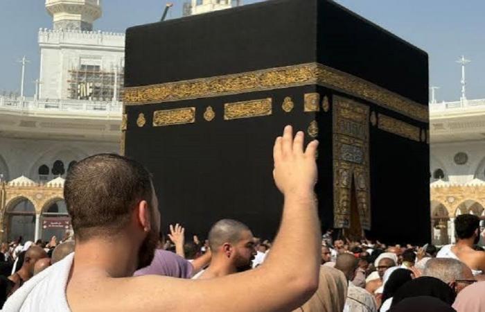 تأجيل سريان منع رحلات العمرة برًا