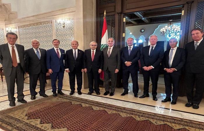 سلام لوفد مجموعة العمل الأميركية: نعمل على مسارين متلازمين