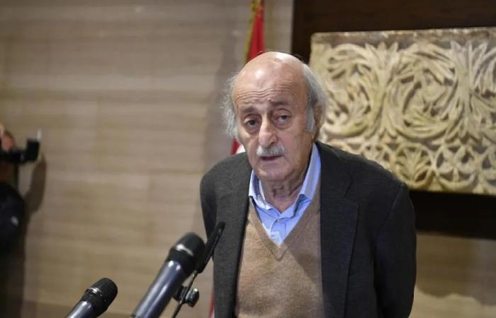 جنبلاط: التنظير للهزيمة والاستسلام أخذ يستشري في صفوفنا