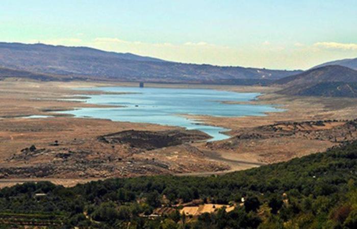 بالصورة- اليكم واقع بحيرة القرعون