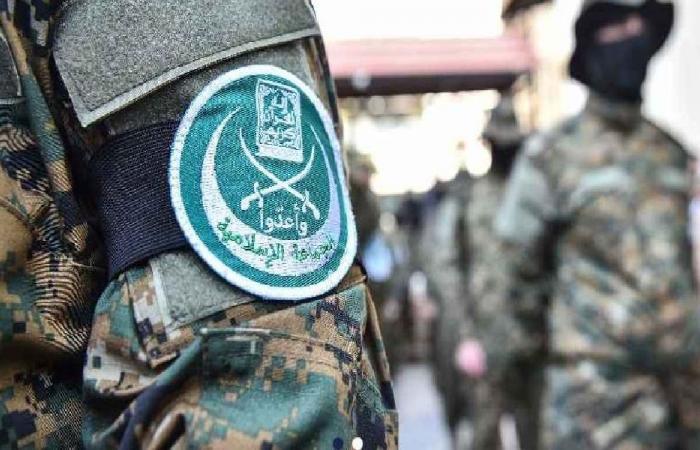 هل تخسر إيران آخر جسورها السنّية في لبنان؟